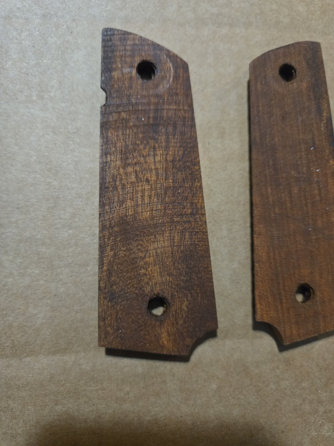 1911 Commander / Commander Compact Pistols Wooden Grips