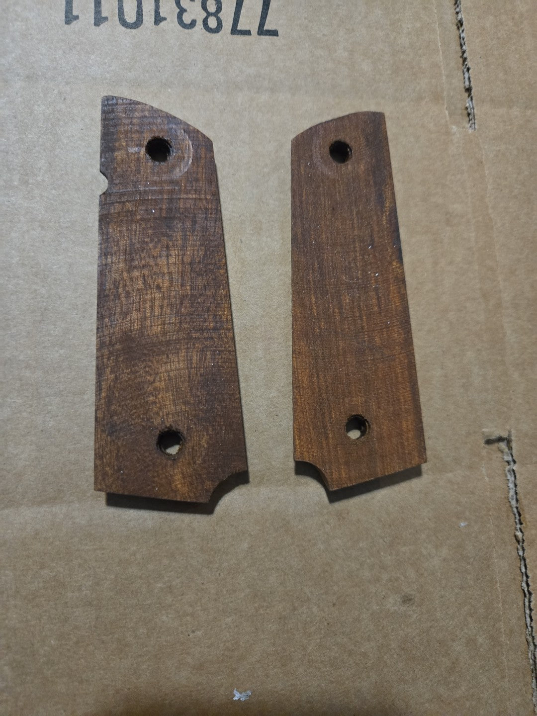 1911 Commander / Commander Compact Pistols Wooden Grips
