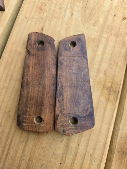 1911 Commander / Commander Compact Pistols Wooden Grips